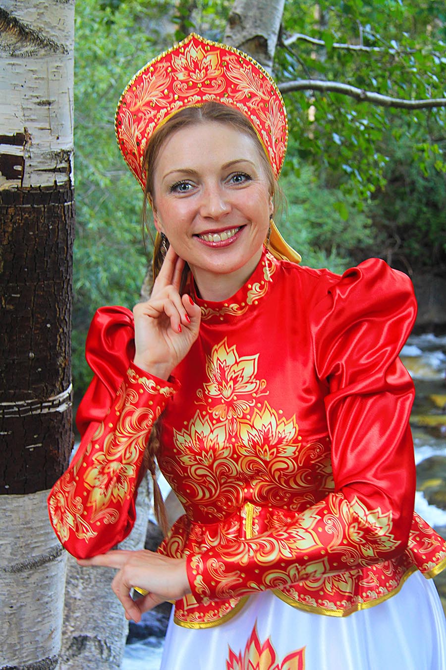 Women in Slavic costumes in Huzhou