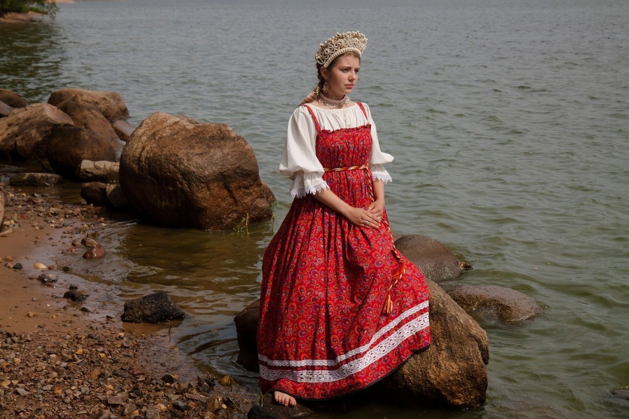 Women in Slavic costumes in Huzhou