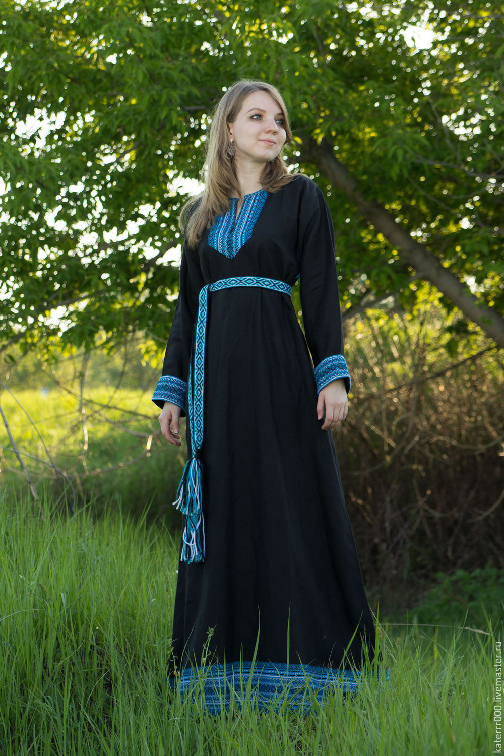 Women in Slavic costumes in Huzhou