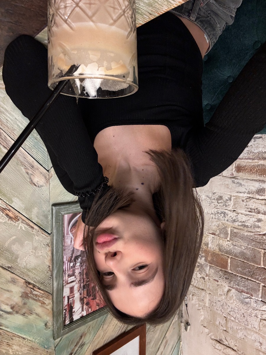 Fresh photos, fresh mood — Tina online in Huzhou